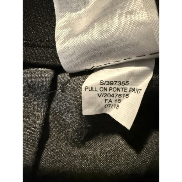 Banana Republic Pull On Ponte Pants Gray Comfort Pleated Fitted Office Women's 0 - Picture 9 of 11